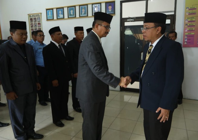  Bupati Lantik Dewan Pengawas PDAM Tirta Silau Piasa Kabupaten Asahan