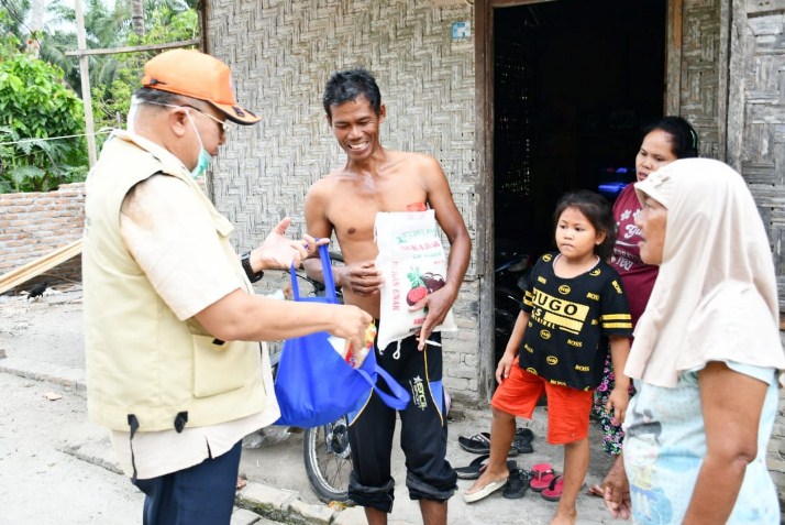  Ketua Gugus Tugas Penanganan Covid-19 Serahkan Bantuan untuk Masyarakat Sergai