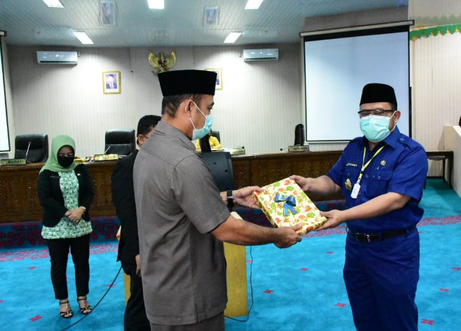  Bupati Sampaikan LKPJ di Sidang Paripurna DPRD Kampar