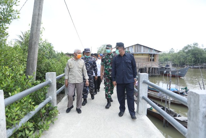  Bupati Asahan Pimpin Tim Gugus Tugas Covid-19 Lakukan Penyusuran Jalur Tikus