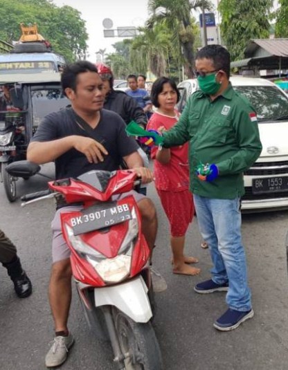  DPC PKB Sergai Bagikan 1000 Masker Gratis