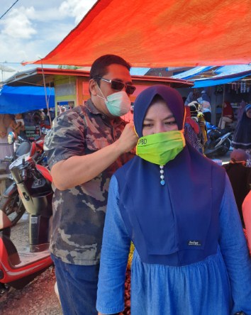  Cegah Covid-19, Pemkab Tapsel Bagikan Masker Gratis Ke Masyarakat