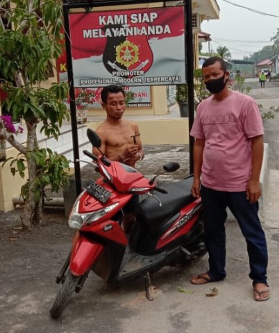 Pelaku Curanmor di Sei Rampah Dihajar Warga