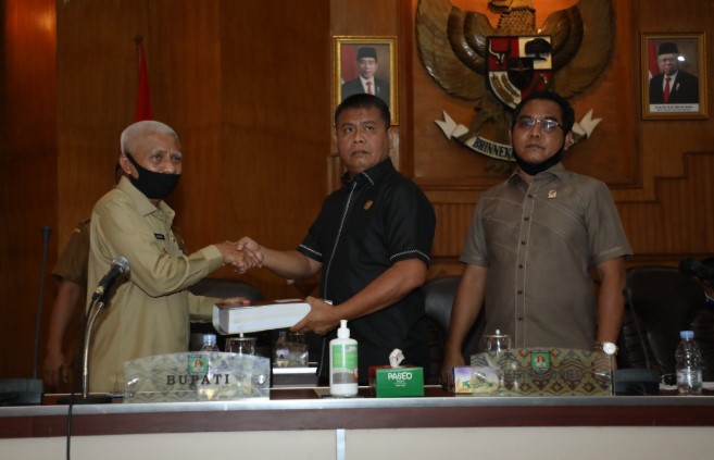 Bupati Sampaikan Laporan Ranperda Tentang Pertanggungjawaban Pelaksanaan APBD Asahan TA. 2019