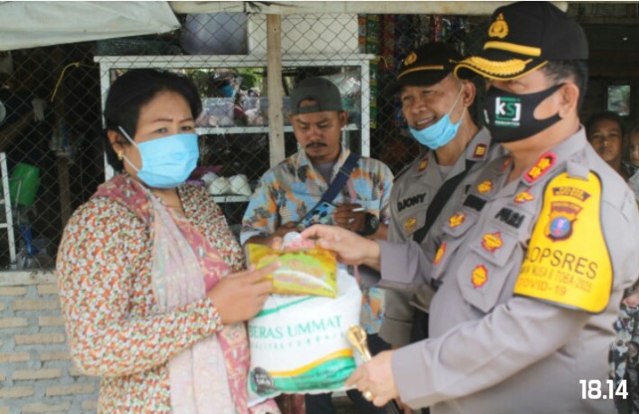  Kapolres Batubara Kunjungi Lokasi Banjir