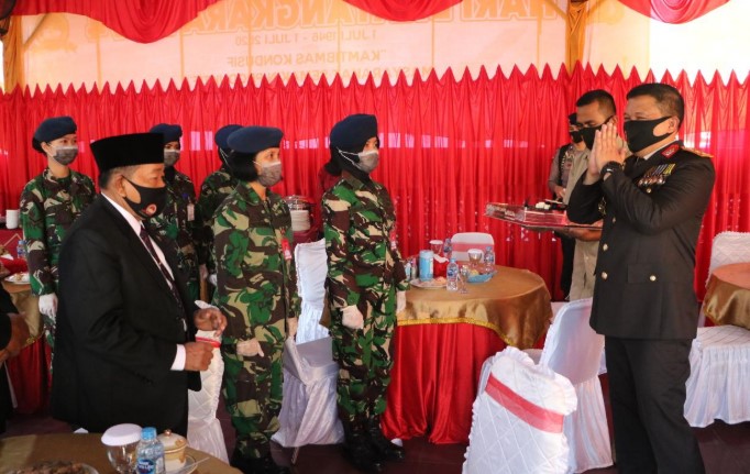  Danlanud Roesmin Nurjadin Beri Suprise Polda Riau di Hari Bhayangkara Ke-74