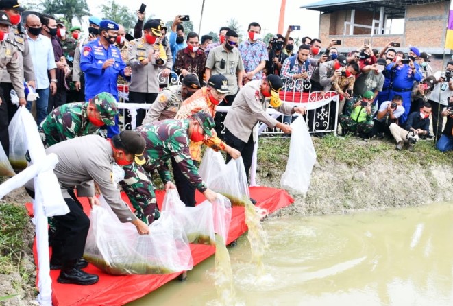  Bupati Sergai Sambut Kunjungan Kapoldasu dan Pangdam l/BB