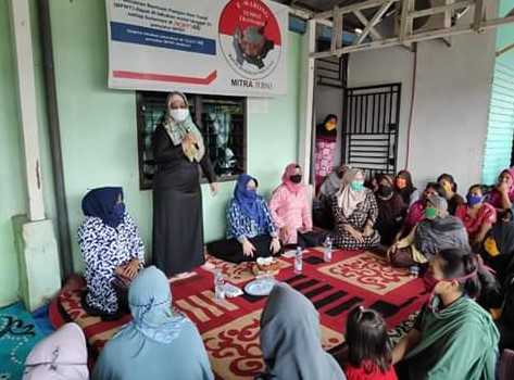  Plt Ka Dinas Sosial Kota Binjai Berikan BPNT