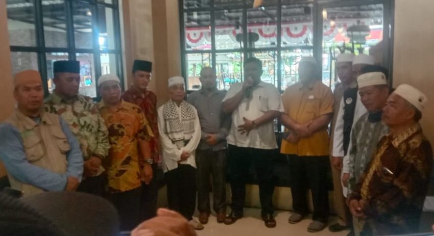  Ketua TKBM Belawan Mohon Maaf Untuk Umat Islam se-Indonesia