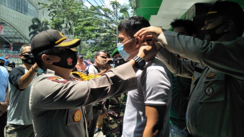  Muspika Medan Timur Kampanyekan Disiplin Pakai Masker