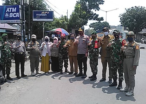  Muspika Medan Labuhan Razia Penertiban Masker