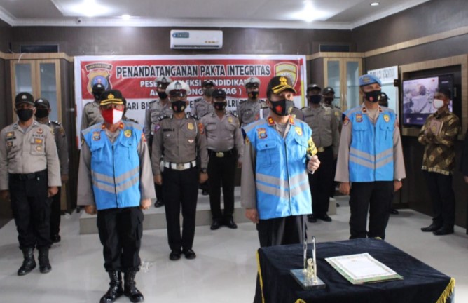  Kapolres Serdang Bedagai Ikuti Upacara Fakta Integritas PAG Secara Virtual