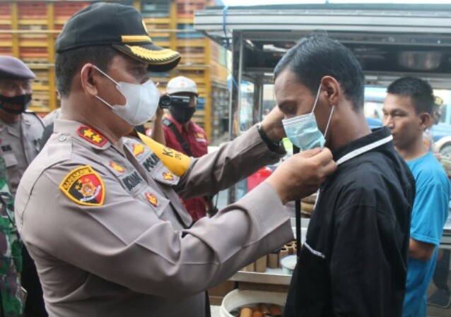 Patroli Gabungan 3 Pilar, Kapolres Batubara Tegakkan Disiplin Pakai Masker