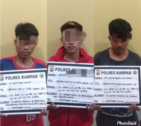  2 Kurir dan Seorang Pengedar Shabu Diringkus Resnarkoba Polres Kampar di Bangkinang