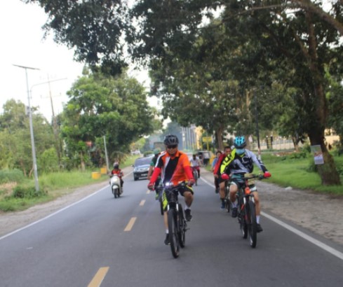  Gowes Sepeda, Kapolres Serdang Bedagai Pantau Situasi Kamtibmas