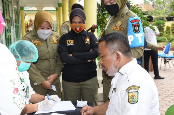  Pemkab Sergai Gelar Rapid Test dan Swab Massal