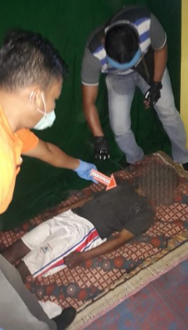  Pria Desa Bengkel Gantung Diri Pakai Tali Tambang