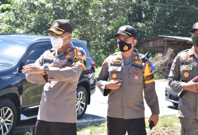  Kapolres Kampar Bersama Dinas Instansi Terkait Tinjau Persiapan Pos Cek Point Perbatasan Riau – Sumbar Jelang Libur Bersama