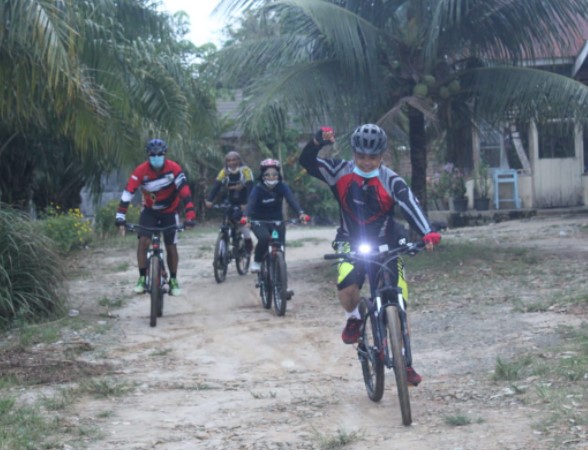  Pantau Situasi Kamtibmas, Kapolres Sergai Gowes Sepeda Bareng PJU