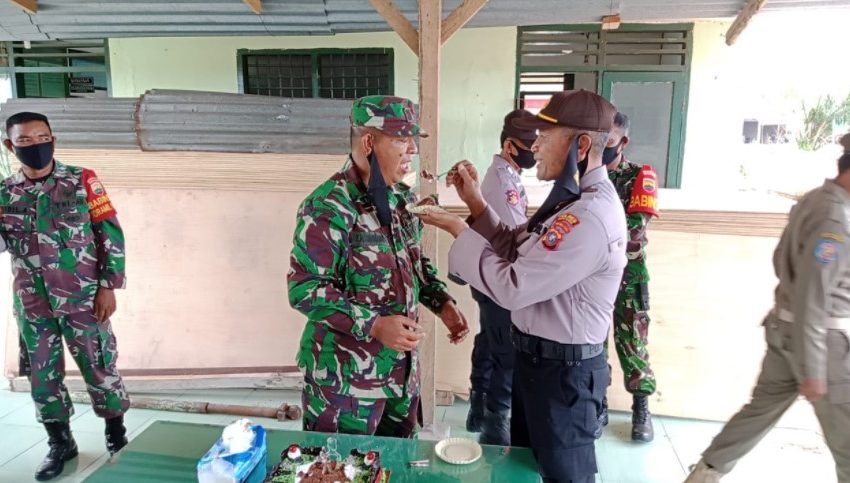  HUT TNI Ke- 75, Kapolsek Medang Deras Kunjungi Koramil 01