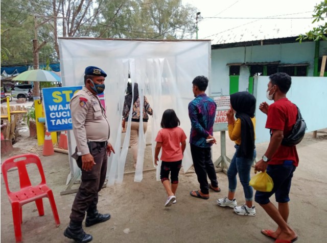  Satpol Perairan Polres Serdang Bedagai Cek Penerapan Prokes AKB di Obyek Wisata Pantai