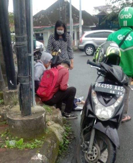  Simpang Jalan Wahid Hasyim dan Jalan Gajah Mada Rawan Lakalantas