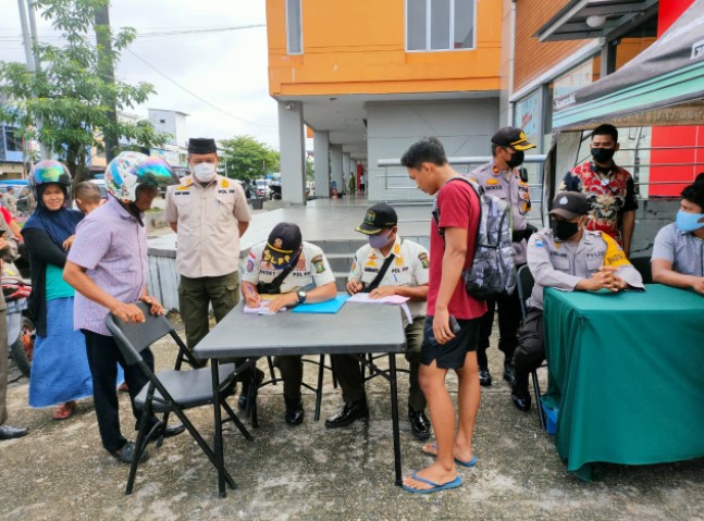  Tim Justisi Gabungan Kampar Tindak Pelanggar Protkes