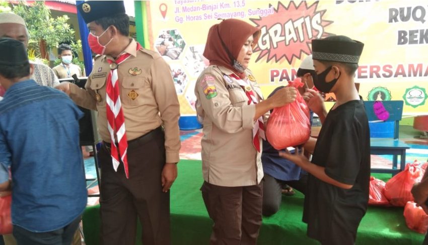  Pramuka Kwarran Sunggal Bersama PMI dan Yayasan Al Ikhlas Gelar Bakti Sosial