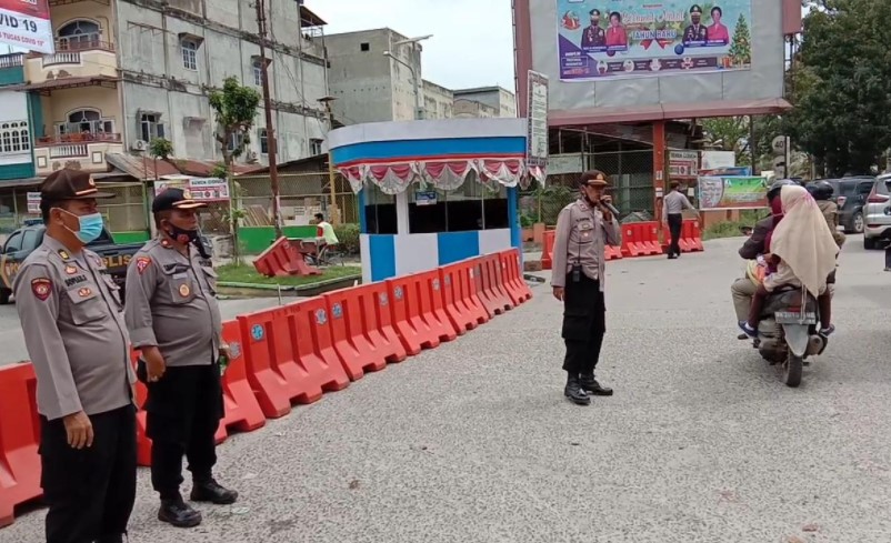  Cegah Kerumunan Massa di Tempat Wisata, Polres Sergai Tutup Jalan Menuju Pantai Cermin