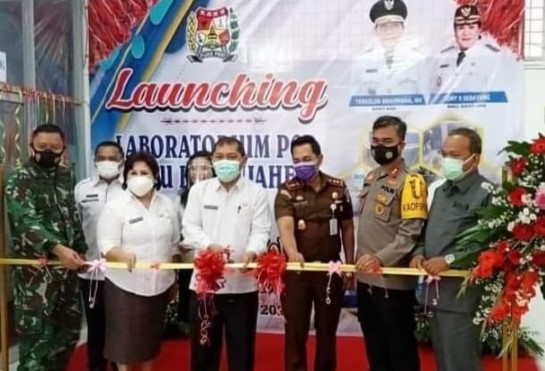  Wakil Bupati Karo Saksikan Potong Pita Launching PCR Covid-19