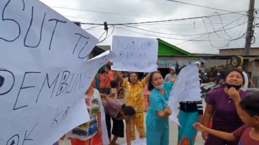 Pembunuhan 2 Remaja, Keluarga Korban Protes di Polres Pelabuhan Belawan