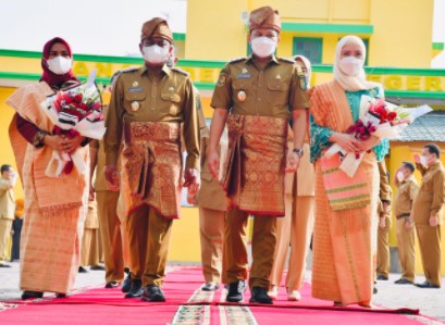  Hari Pertama Kerja Pasca Dilantik, Bupati dan Wabup Sergai Gelar Rapat Koordinasi