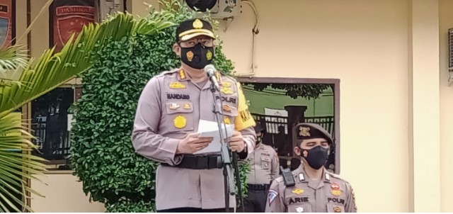  Kapolresta Pimpin Apel Gelar Peralatan dan Patroli Terpadu Karlahut Kota Pekanbaru