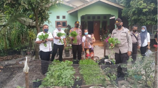  Kapolsek Perdagangan Cek Kampung Tangguh di Pematang Kerasaan