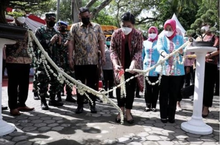 Peringatan HKG PKK Ke-49, Wali Kota Medan Buka Pameran Bursa Tanaman Hias