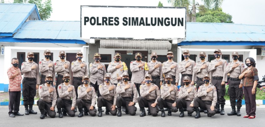  Kapolres Simalungun Berangkatkan 19 Siswa Diktuba Polri AK-44 ke SPN Hinai Polda Sumut