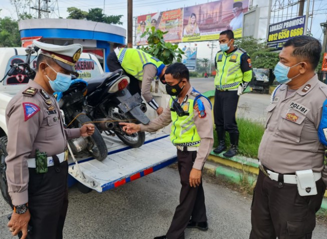  Hari Kelima Ramadhan, Patroli Asmara Subuh Polres Sergai Kembali Amankan Puluhan Kendaraan