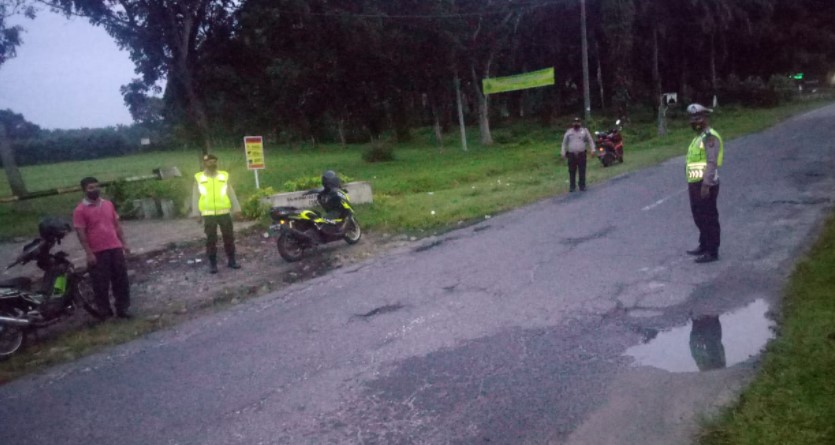  Polres Simalungun Beserta Polsek Jajaran Patroli Subuh Antisipasi Balap Liar dan 3 C di Bulan Ramadhan