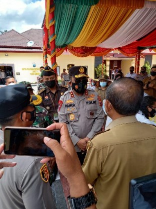  Kapoldasu Tinjau Vaksinasi Bagi Lansia di Kabupaten Samosir