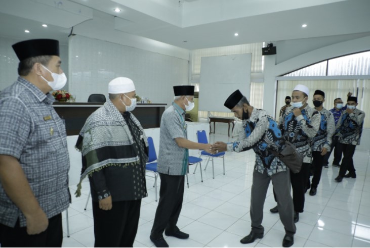  Bupati Asahan Lepas Kafilah Untuk Ikuti STQH Ke- XVII Provsu