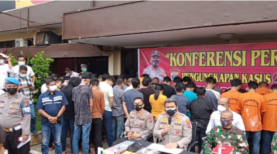  Polrestabes Medan Tangkap 71 Pengunjung KTV Room Bossque, Salah Satunya Sekda Nisut