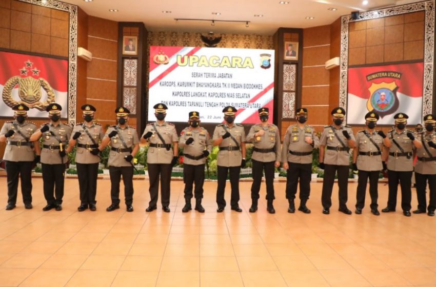  Pimpin Sertijab, Kapolda Sumut Ingatkan PJU dan Para Kapolres Laksanakan Tugas Dengan Penuh Rasa Tanggung Jawab