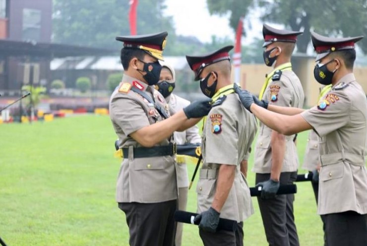  Kapolda Lantik 631 Bintara Remaja di SPN Polda Jatim