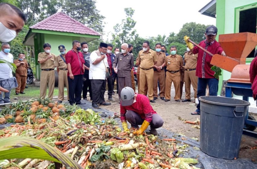  Bupati Asahan Tinjau TPS 3R, Apresiasi Program Sampah Menjadi Pakan Ternak