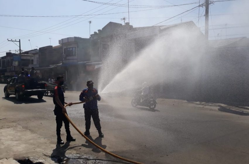 Berantas Covid-19, Forkopimda Siram Seluruh Wilayah Batubara dengan Disinfektan