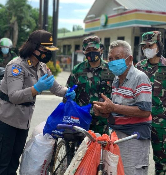  Polda Sumut Salurkan Bansos dari Ibu Asuh dan Pakor Polwan RI Bagi Warga Kurang Mampu