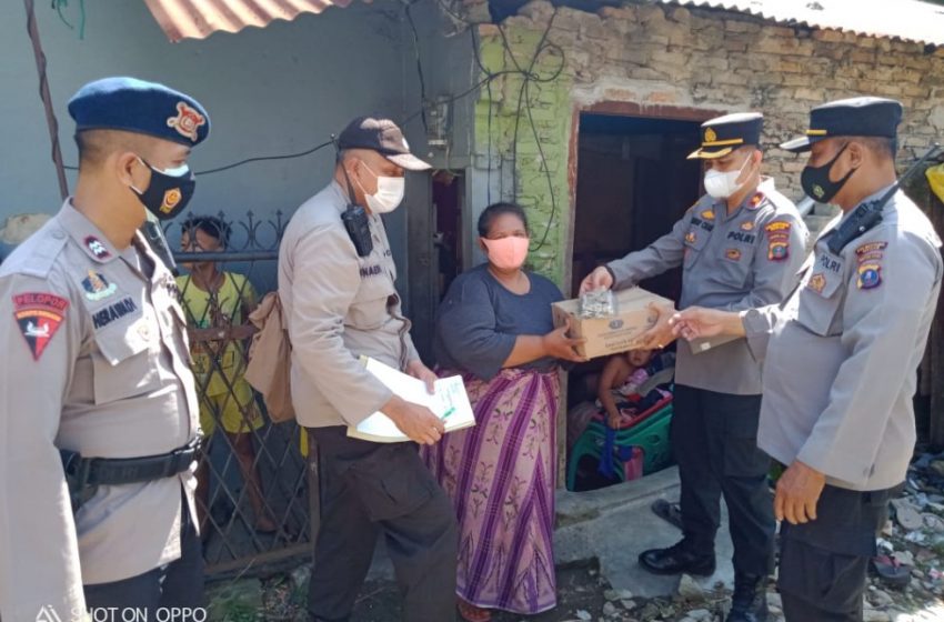  Polsek Medan Area Salurkan 200 Paket Bansos Polri untuk Warga