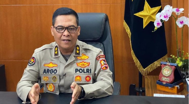  Polri Gelar Upacara Korps Raport Tujuh Jenderal