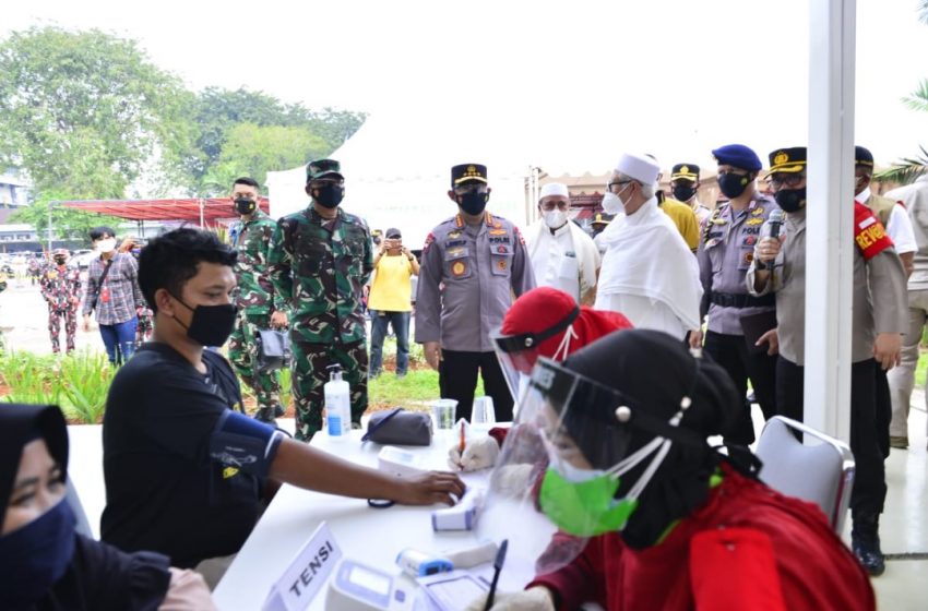 Ditarget 4.500 Orang, TNI-Polri Gelar Vaksinasi Massal Bareng Rabithah Alawiyah di Cibis Park