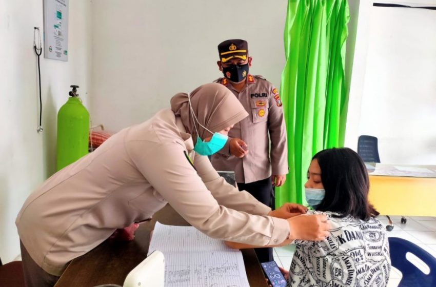 Kapolres Simalungun Rutin Cek Gerai Vaksinasi Presisi